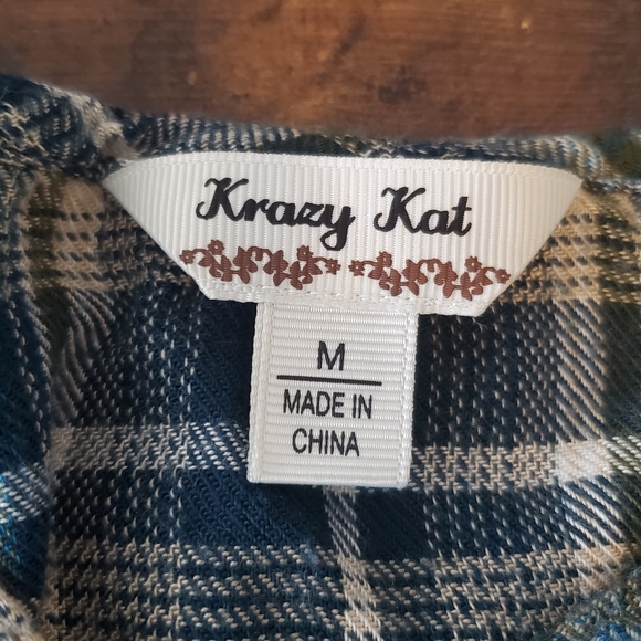 Plaid Tie Front Flare Sleeve Top - Picture 6 of 8